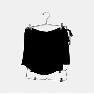 Kendall and Kylie Faux skirt(skort)